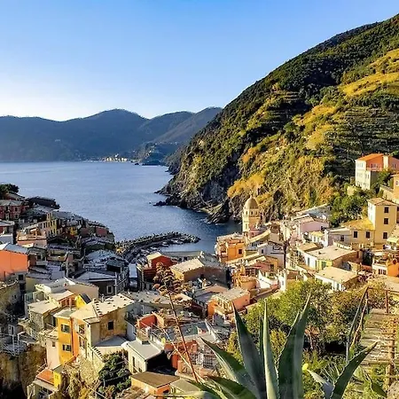 Maison De Village Avec Piscine Au-dessus Des Cinque Terre *